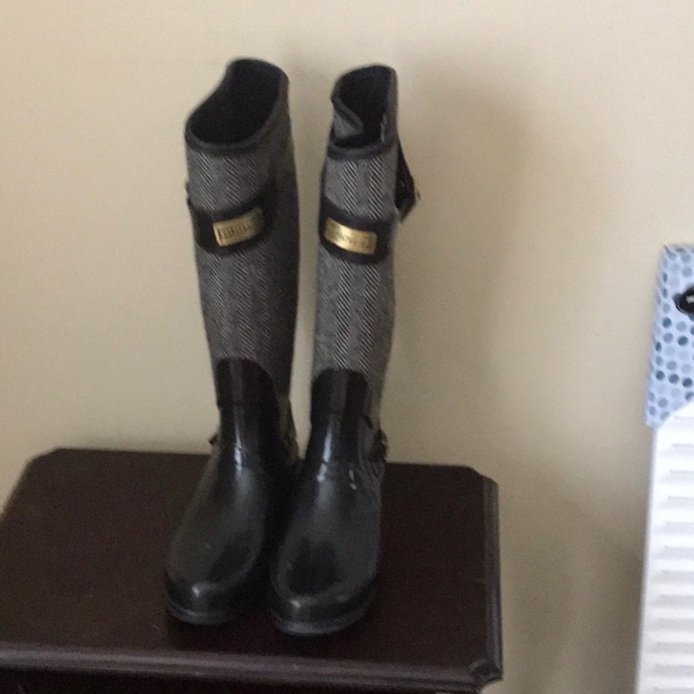 Hunter rain boots